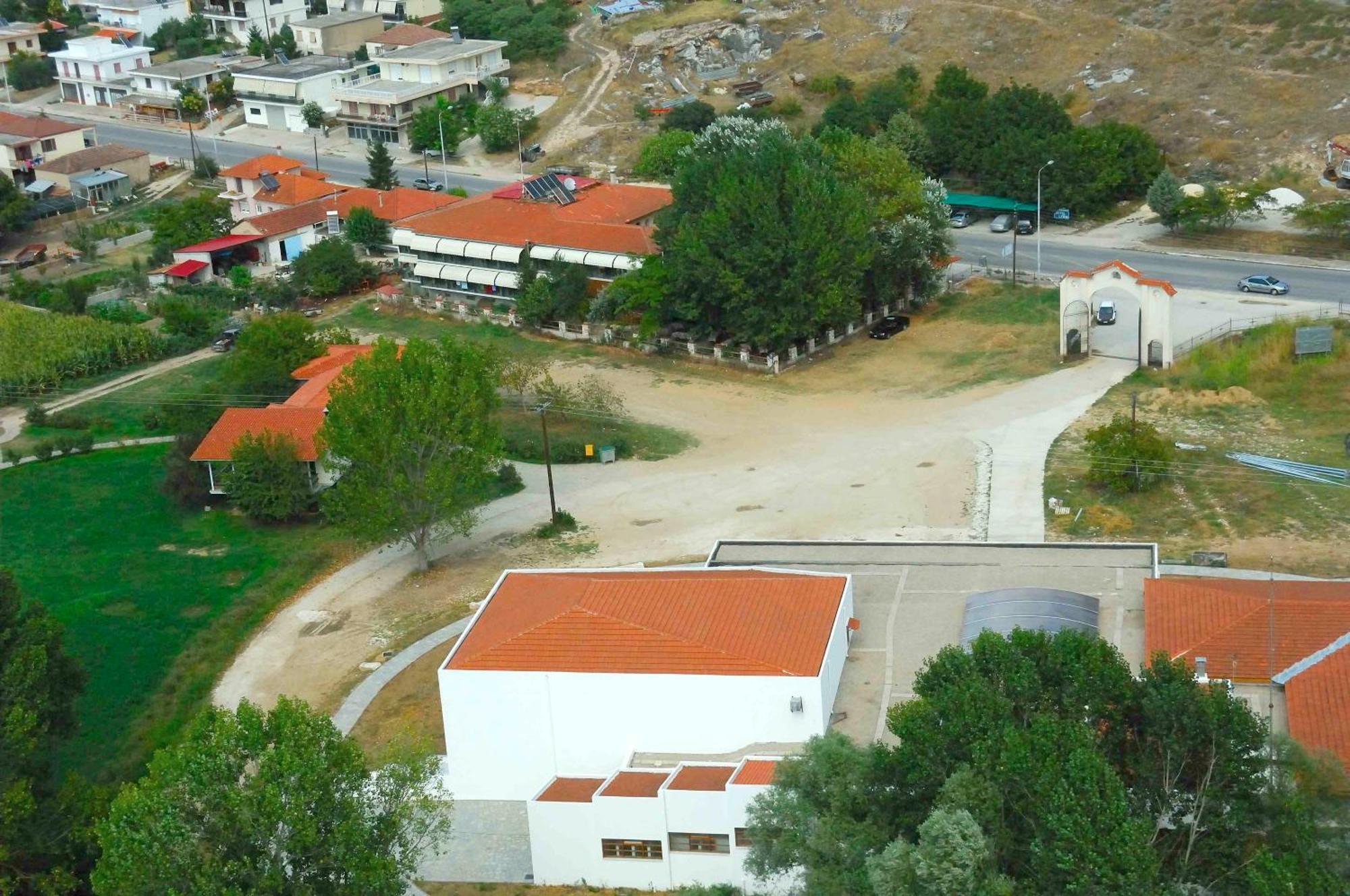 Lydia Hotel Krinidhes Exterior photo