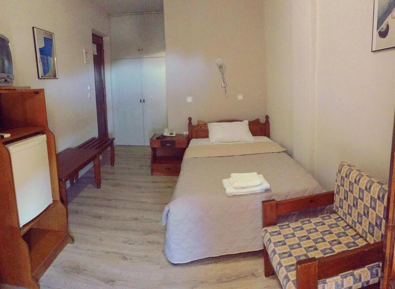 Lydia Hotel Krinidhes Exterior photo